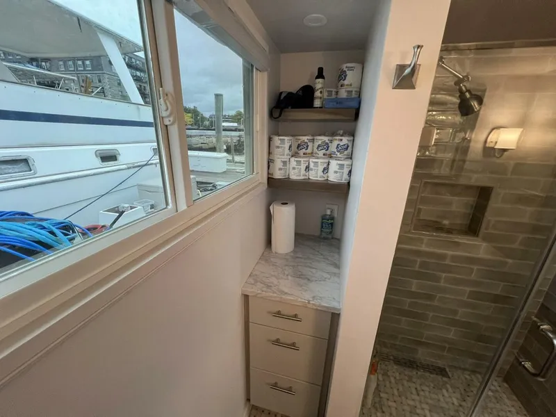 Slide: The Image of Sumerset Houseboat 1981 - 5628190