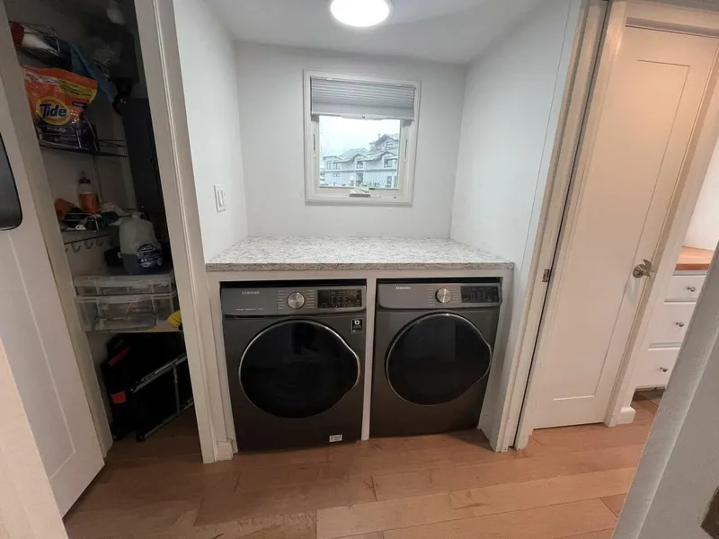 Slide: The Image of Sumerset Houseboat 1981 - 5628197