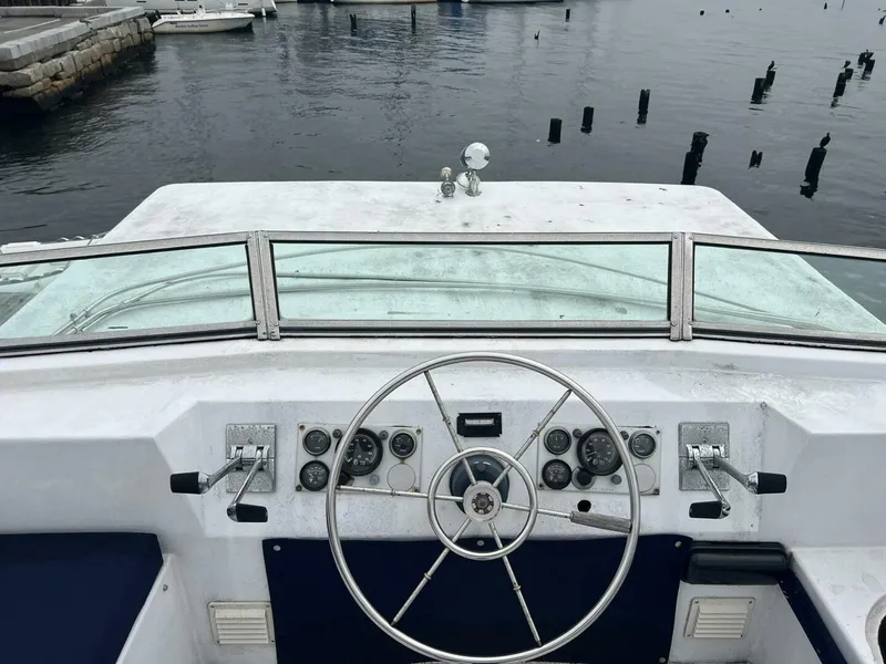 Slide: The Image of Sumerset Houseboat 1981 - 5628202