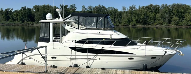 Slide: The Image of Meridian 459 Cockpit Motoryacht 2004 - 5636368