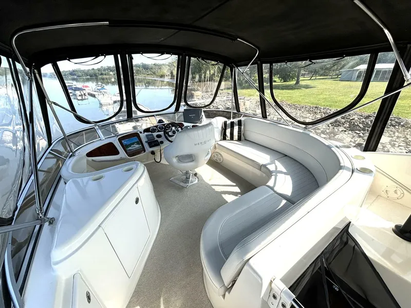 Slide: The Image of Meridian 459 Cockpit Motoryacht 2004 - 5636387