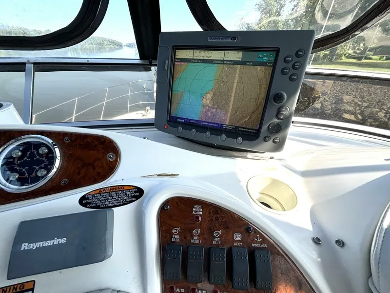 Slide: The Image of Meridian 459 Cockpit Motoryacht 2004 - 5636380
