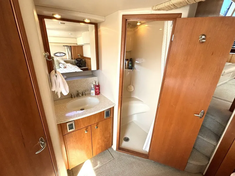 Slide: The Image of Meridian 459 Cockpit Motoryacht 2004 - 5636409