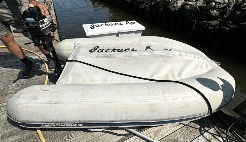 Slide: The Image of Meridian 459 Cockpit Motoryacht 2004 - 5636372
