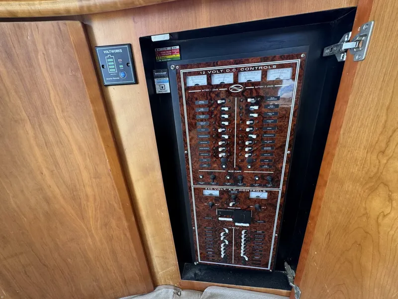 Slide: The Image of Silverton 42 Convertible 2003 - 5620368