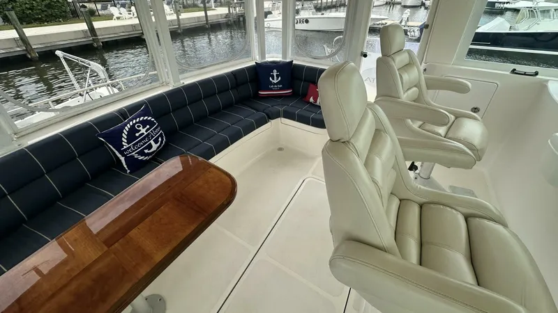 Slide: The Image of 2007 Manta 44 Power Cat 'Lah De Dah' - Pilothouse Seating - 5678801