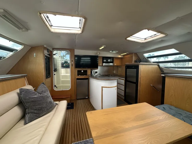 Slide: The Image of 2007 Manta 44 Power Cat 'Lah De Dah' - Dinette - 5678788