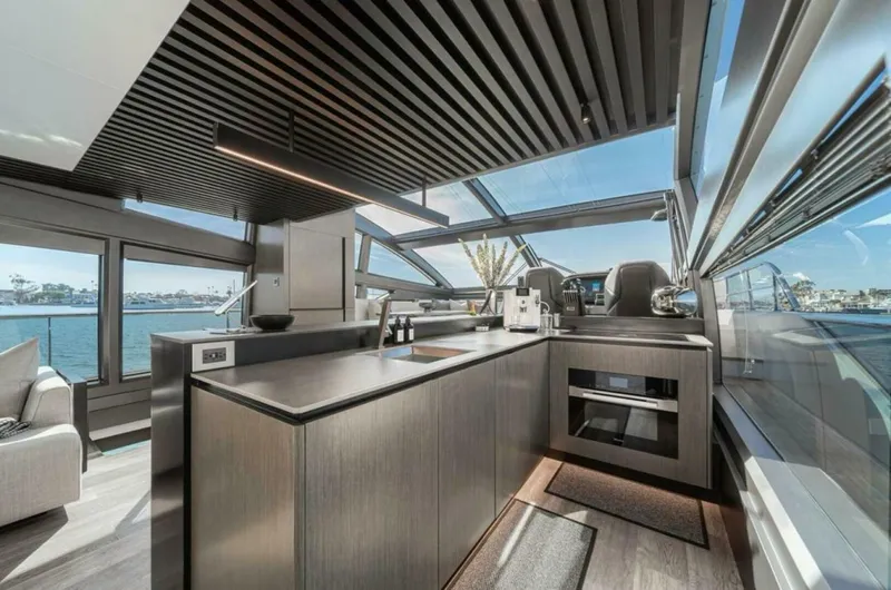 Slide: The Image of Pearl 72 2024 - 5621056