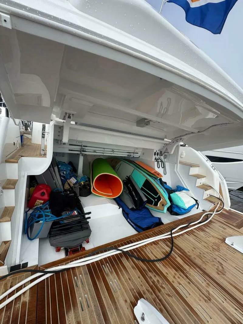 Slide: The Image of Pearl 72 2024 - 5621076