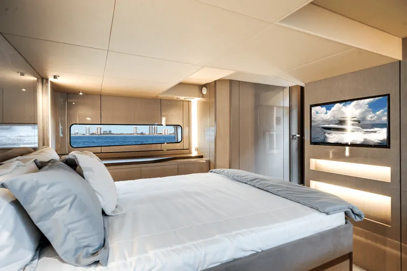 Slide: The Image of Cruisers 57 FLY 2026 - 5816350