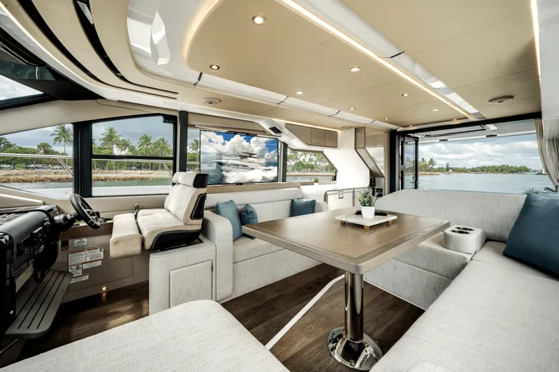 Slide: The Image of Cruisers Yachts 57 FLY 2026 - 5816369