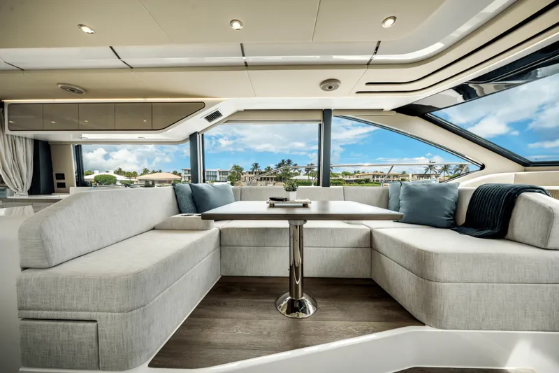 Slide: The Image of Cruisers Yachts 57 FLY 2026 - 5816372