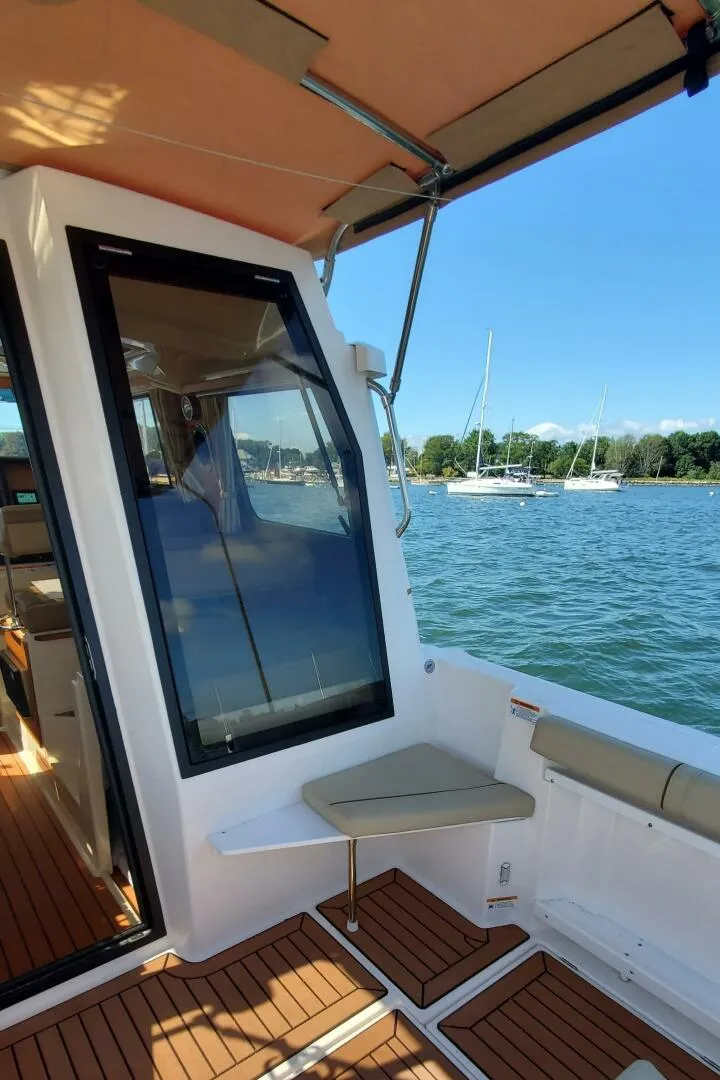 Slide: The Image of Ranger Tug R-27 LE 2024 - 5621755