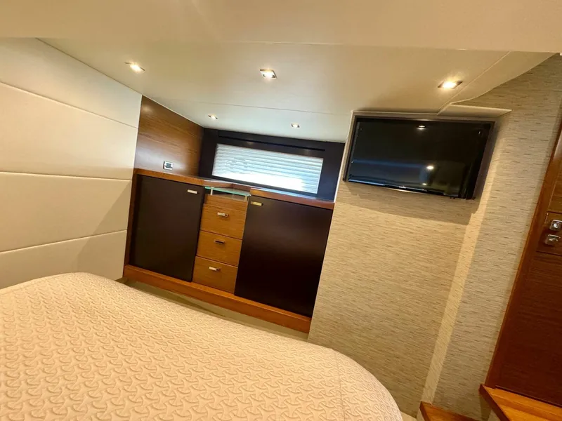 Slide: The Image of Tiara 53 Coupe 2017 - 5622695