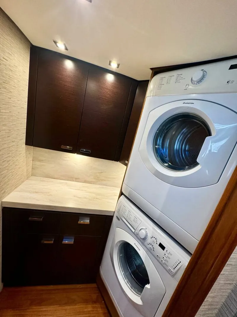 Slide: The Image of Tiara 53 Coupe 2017 - 5622713