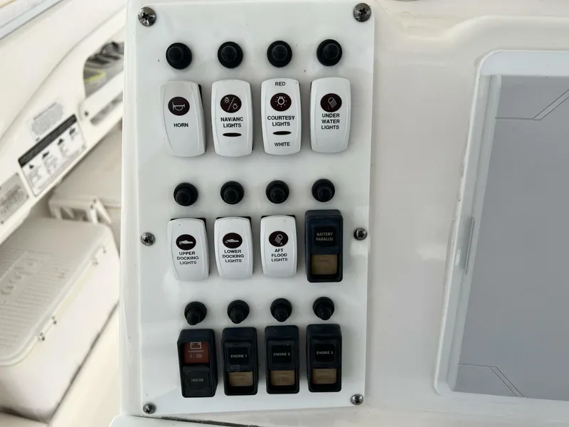 Slide: The Image of Everglades 350 LX 2012 - 5622758