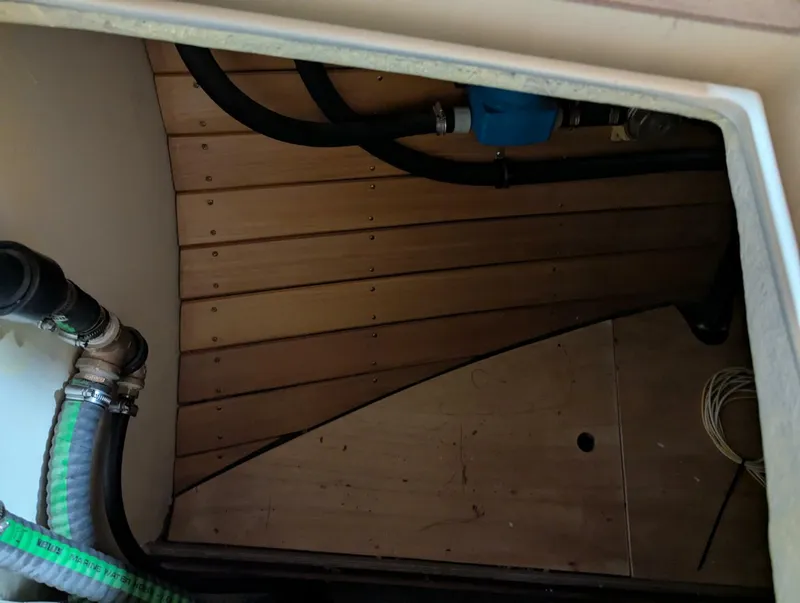 Slide: The Image of Custom Eastsail/Rollins 25 2025 - 5641996