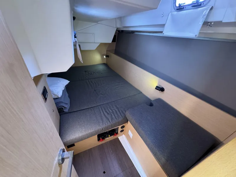 Slide: The Image of Beneteau Oceanis 38  Weekender "Romance" - 5623679
