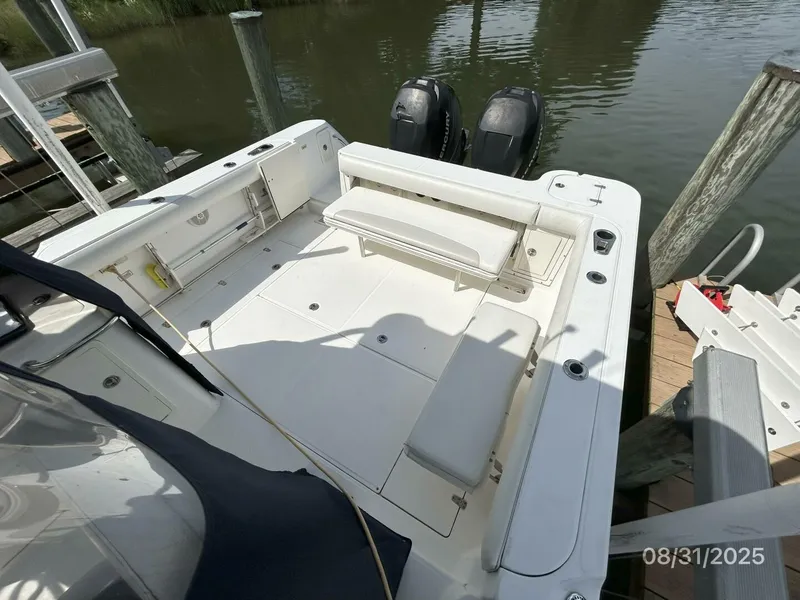 Slide: The Image of 31' Boston Whaler cockpit3 - 5623960