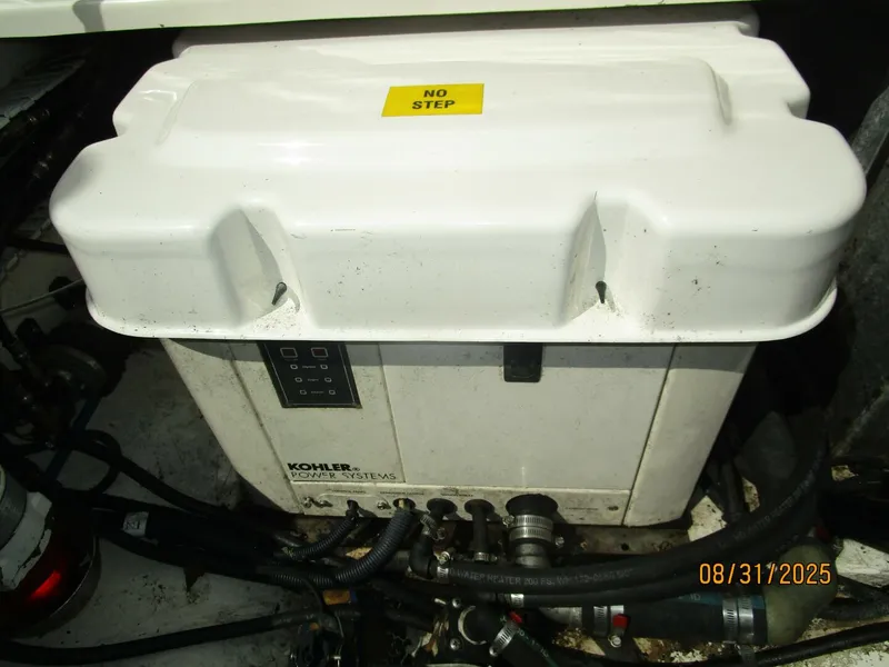 Slide: The Image of 31' Boston Whaler generator sound box - 5623978
