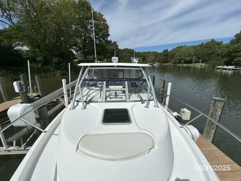 Slide: The Image of 31' Bostonn Whaler foredeck aft - 5623968