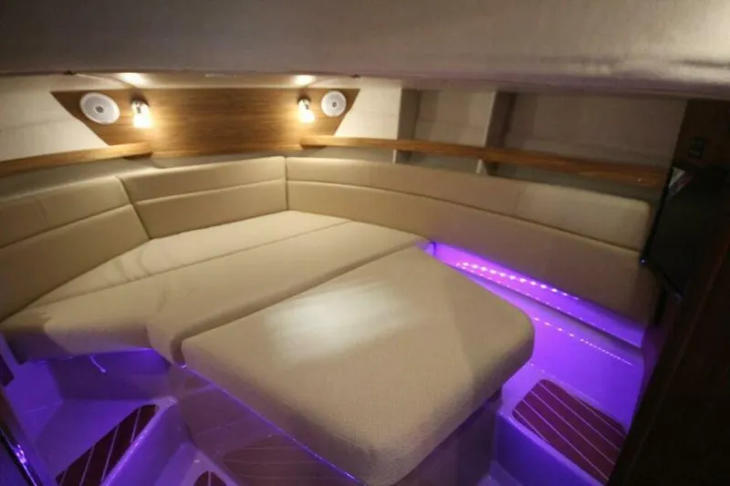 Slide: The Image of Ranger Tug R-31 Command Bridge Luxury Edition 2026 - 5623872