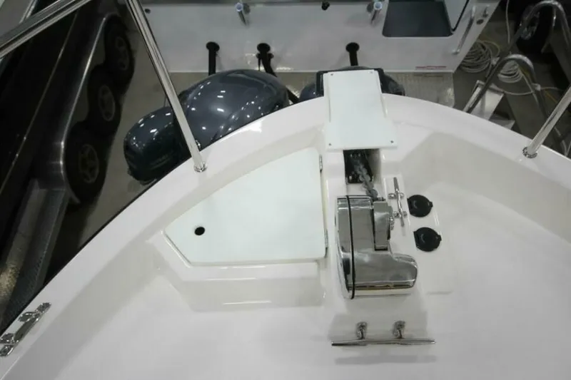 Slide: The Image of Ranger Tug R-31 Command Bridge Luxury Edition 2026 - 5623905