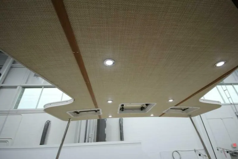 Slide: The Image of Ranger Tug R-31 Command Bridge Luxury Edition 2026 - 5623907