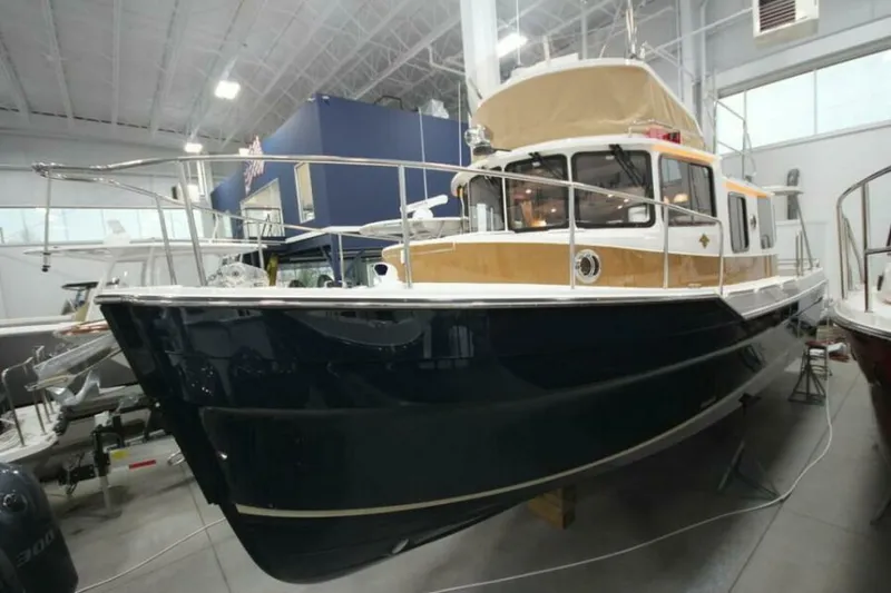 Slide: The Image of Ranger Tug R-31 Command Bridge Luxury Edition 2026 - 5623916