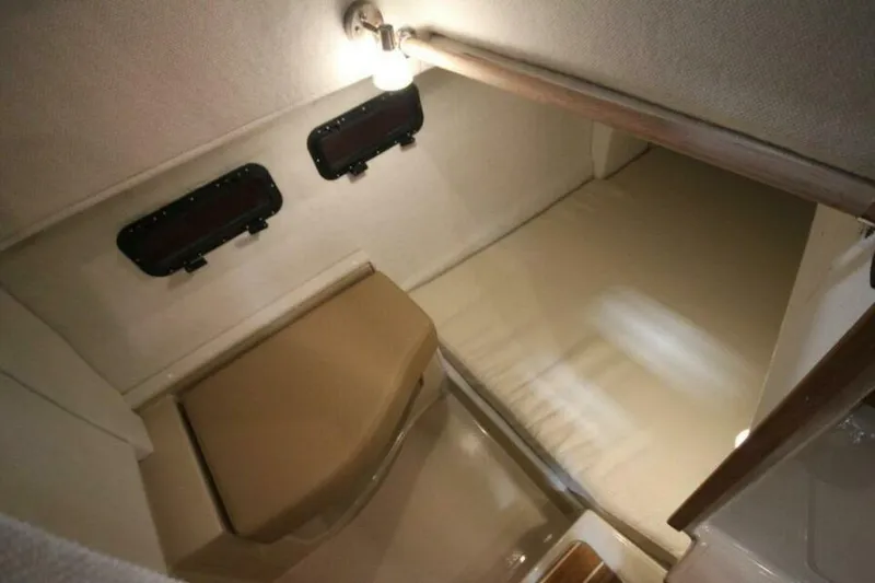 Slide: The Image of Ranger Tug R-31 Command Bridge Luxury Edition 2026 - 5623842