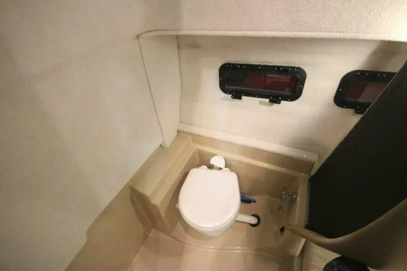 Slide: The Image of Ranger Tug R-31 Command Bridge Luxury Edition 2026 - 5623843