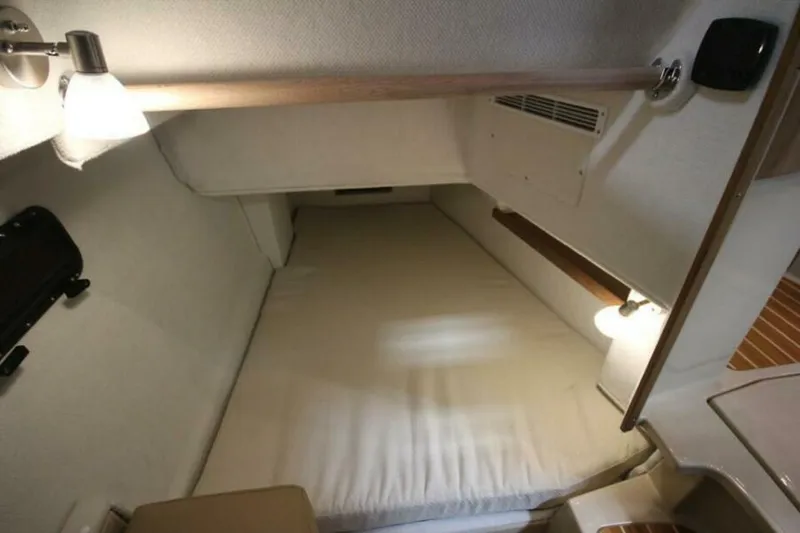 Slide: The Image of Ranger Tug R-31 Command Bridge Luxury Edition 2026 - 5623846