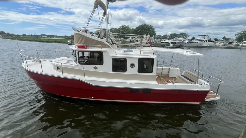 Slide: The Image of Ranger Tug R-31 Command Bridge Luxury Edition 2026 - 5623695