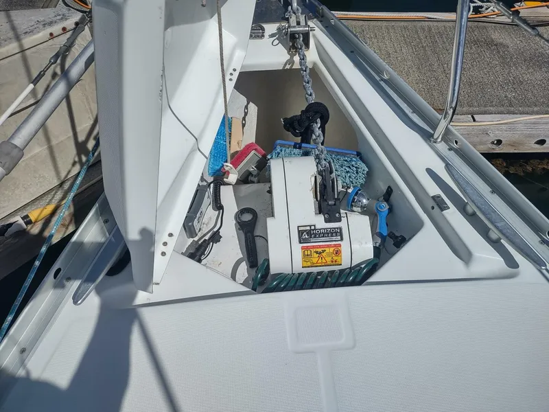 Slide: The Image of Beneteau 393 2004 - 5625103