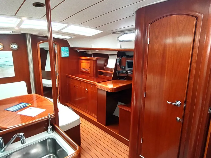 Slide: The Image of Beneteau 393 2004 - 5625157