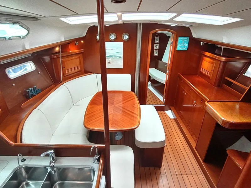 Slide: The Image of Beneteau 393 2004 - 5625166