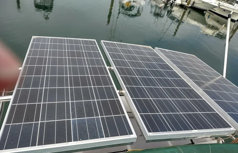 Slide: The Image of Beneteau 393 2004 - 5625208