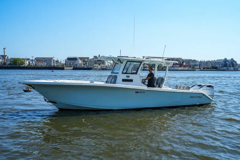 Slide: The Image of Sea Pro 320 DLX Offshore 2022 - 5624047