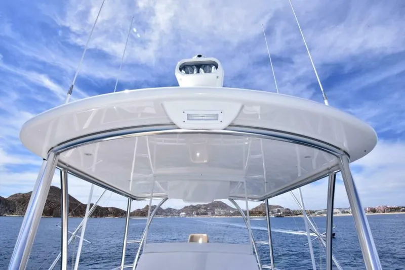 Slide: The Image of 2017 Viking 80 Skybridge "TEAM ANAYA"  - 5624370