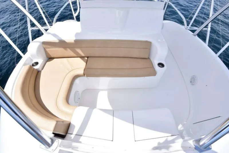 Slide: The Image of 2017 Viking 80 Skybridge "TEAM ANAYA"  - 5624371