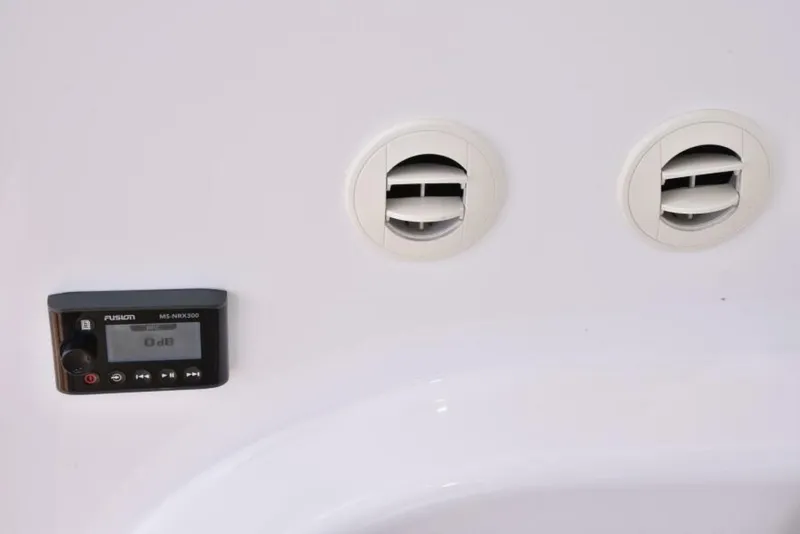 Slide: The Image of 2017 Viking 80 Skybridge "TEAM ANAYA"  - 5624351