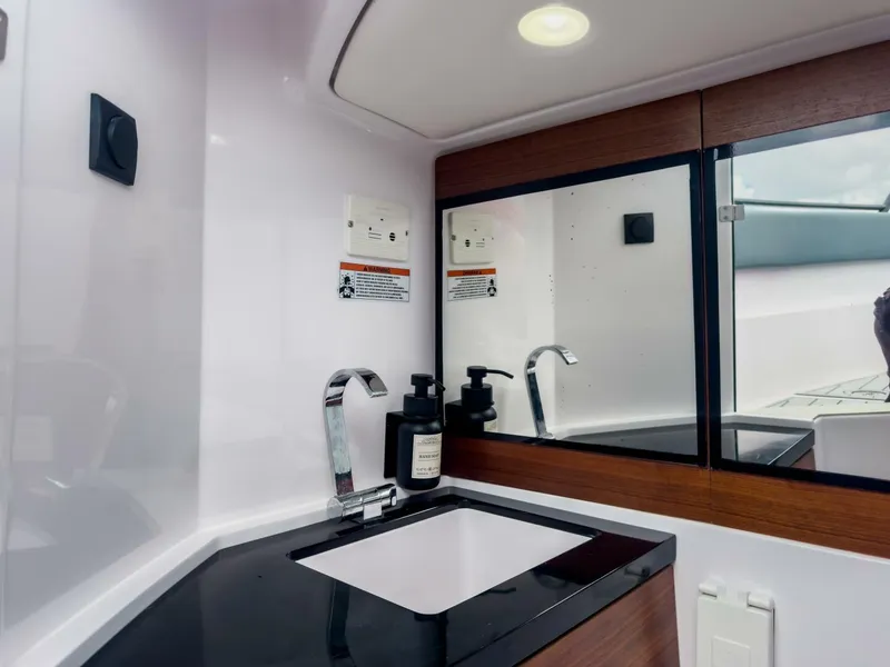 Slide: The Image of Axopar 28 Cabin BRABUS Trim 2022 - 5624488