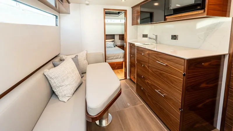 Slide: The Image of Valhalla Boatworks V-55 Sport Yacht 2026 - 5677994