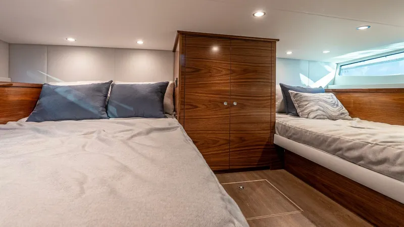 Slide: The Image of Valhalla Boatworks V-55 Sport Yacht 2027 - 5678001