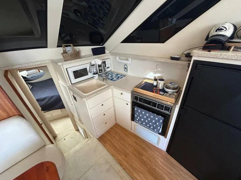 Slide: The Image of Silverton 352 Motor Yacht 2000 - 5624602