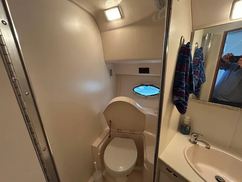 Slide: The Image of Silverton 352 Motor Yacht 2000 - 5624608