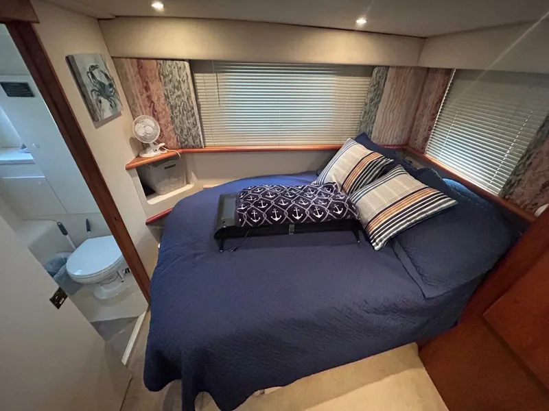 Slide: The Image of Silverton 352 Motor Yacht 2000 - 5624609