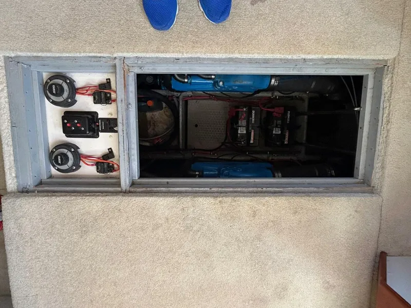 Slide: The Image of Silverton 352 Motor Yacht 2000 - 5624613