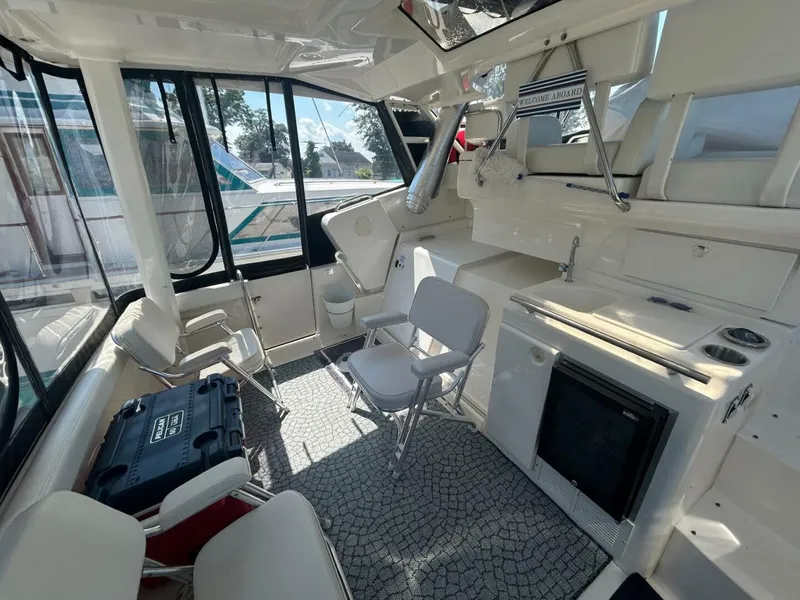 Slide: The Image of Silverton 352 Motor Yacht 2000 - 5624581