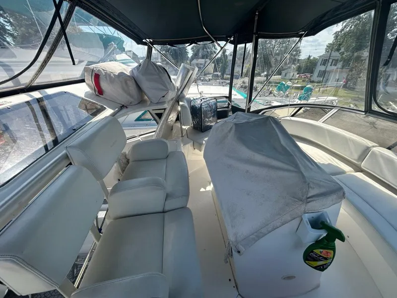 Slide: The Image of Silverton 352 Motor Yacht 2000 - 5624584